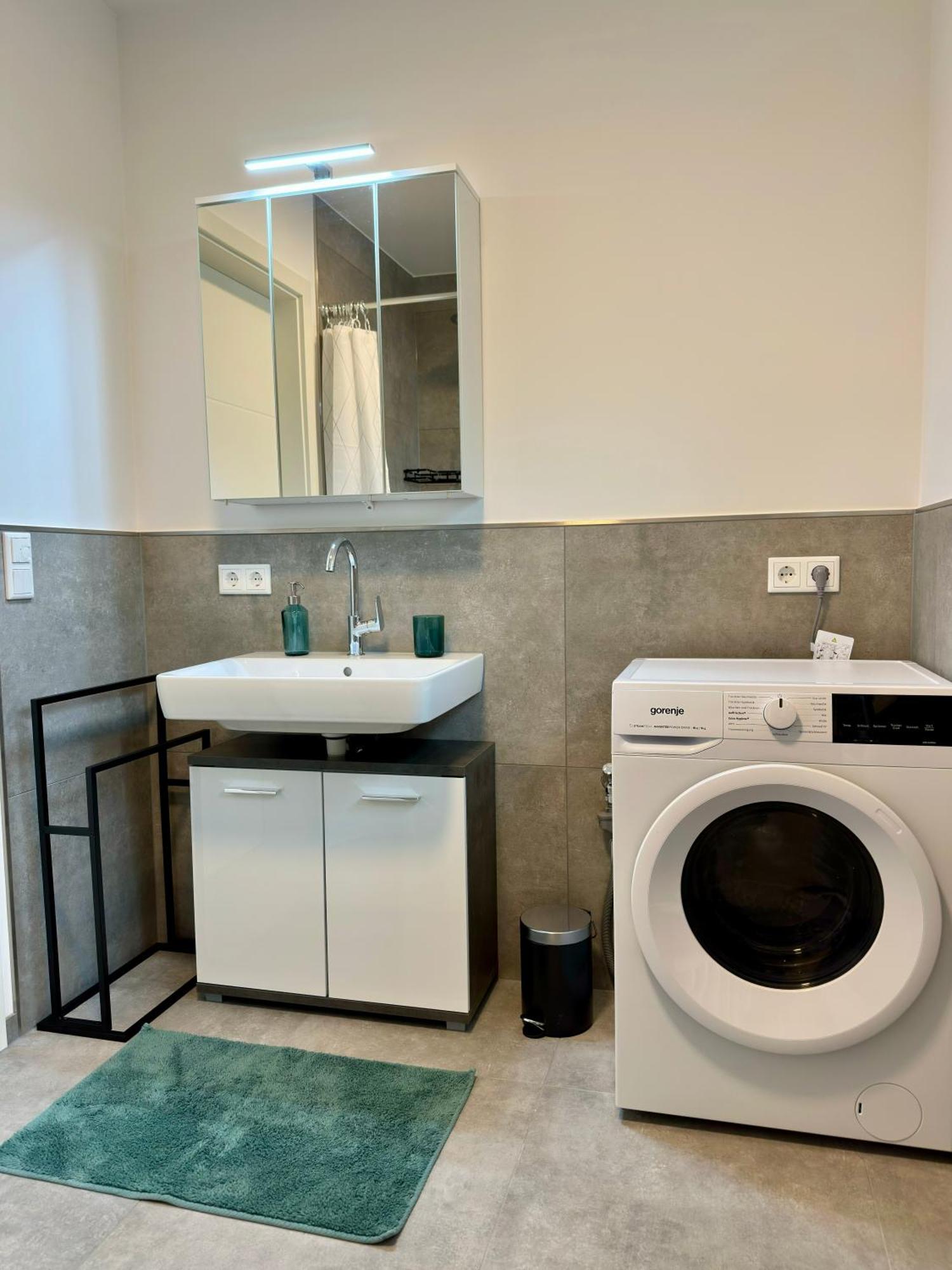 Zentrale 3 - Kostenloser Parkplatz - Hdz - Bali Therme - Gop Apartment